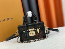 Picture of LV Lady Handbags _SKUfw145257085fw